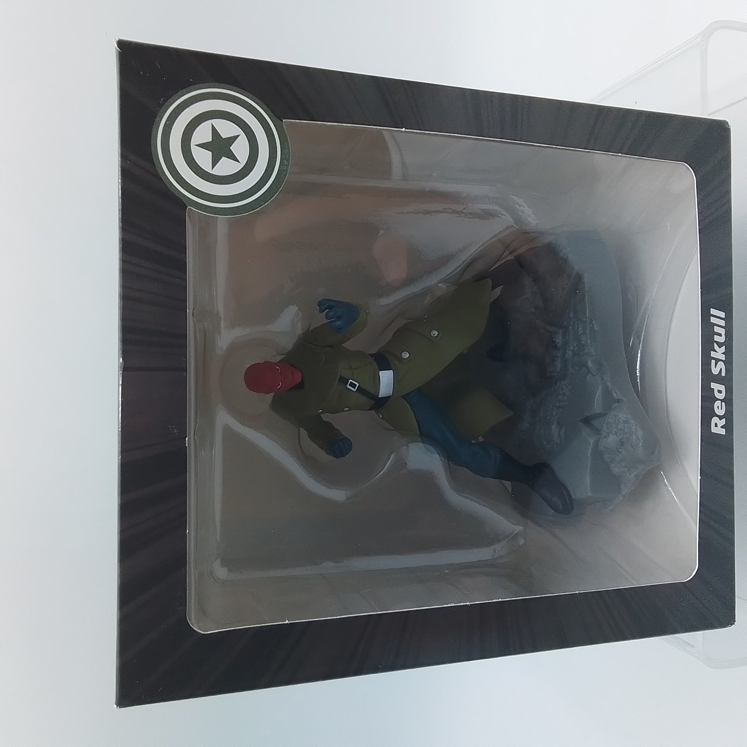 LUPPA MARVEL RED SKULL