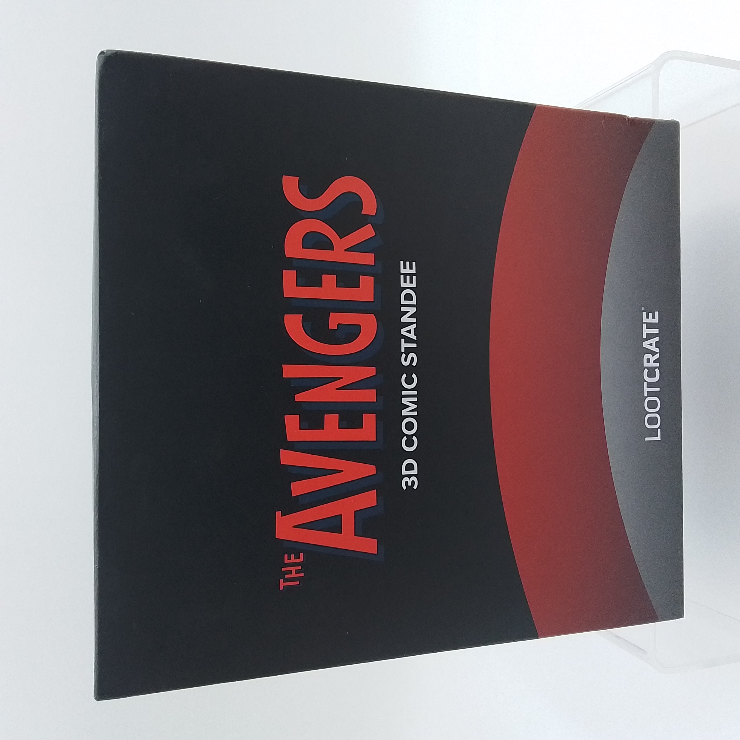 LOOTCRATE THE AVENGERS 3D COMIC STANDEE CAPTAIN AMERICA 