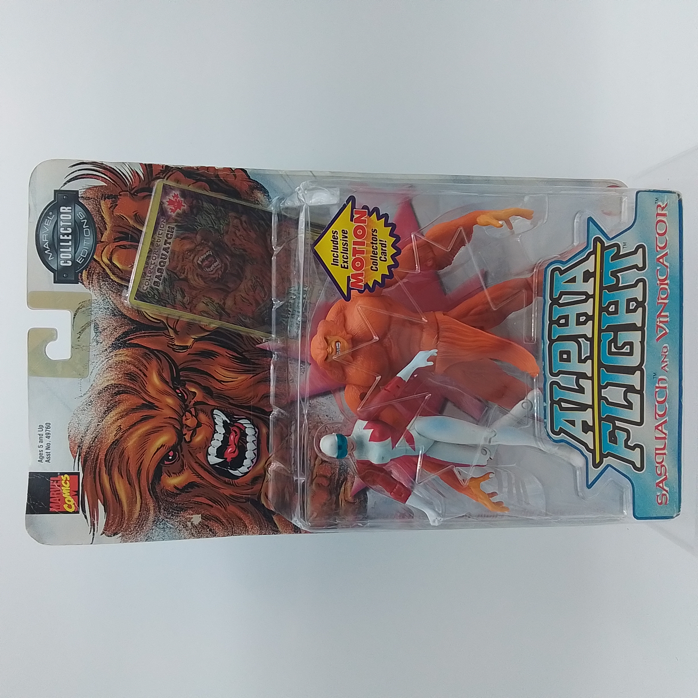 TOY BIZ MARVEL COMICS SASQUATCH AND VINDICATOR SET COLLECTOR EDITION 