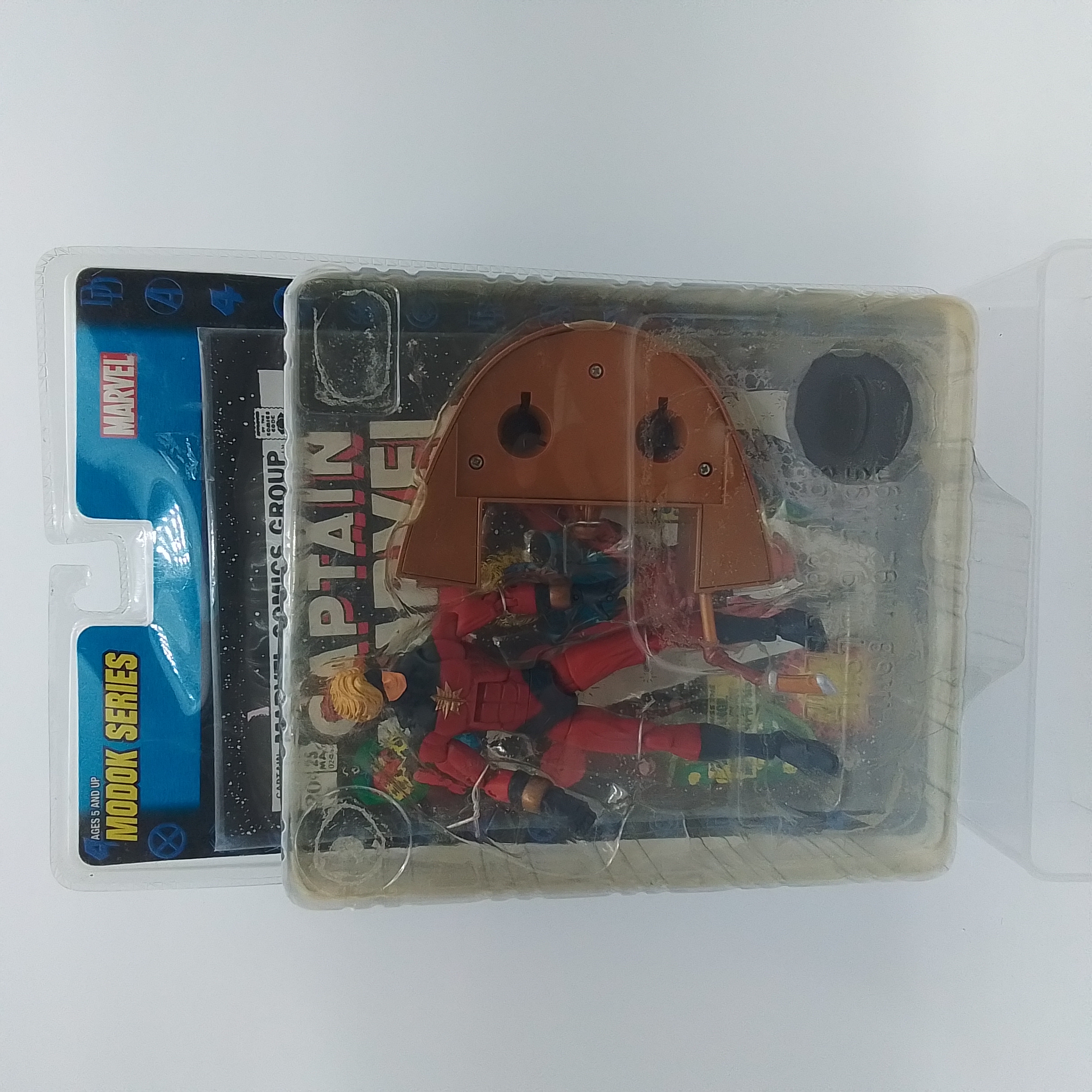 TOY BIZ MARVEL LEGENDS CAPTAIN MARVEL 