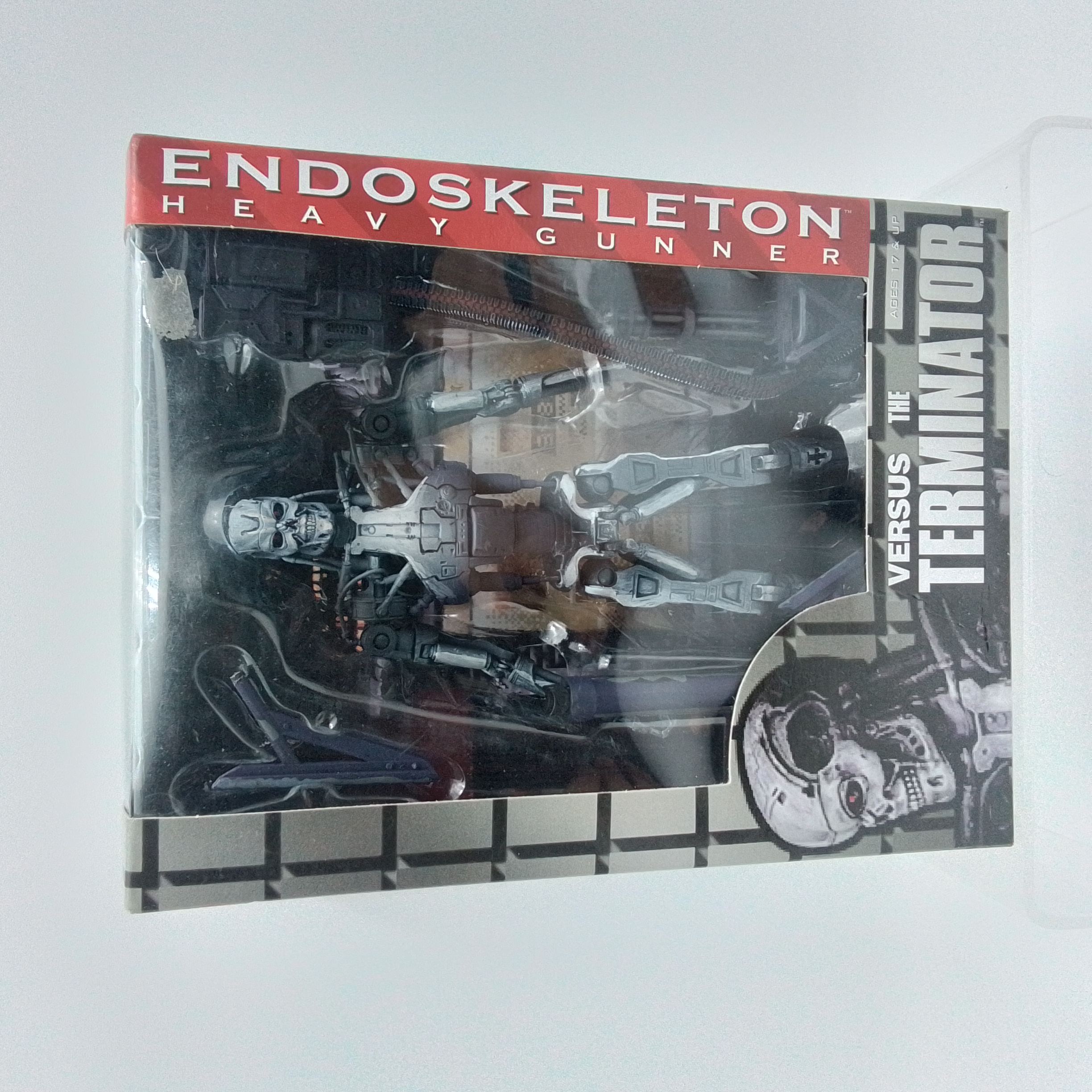 NECA VERSUS THE TERMINATOR ENDOSKELETON HEAVY GUNNER