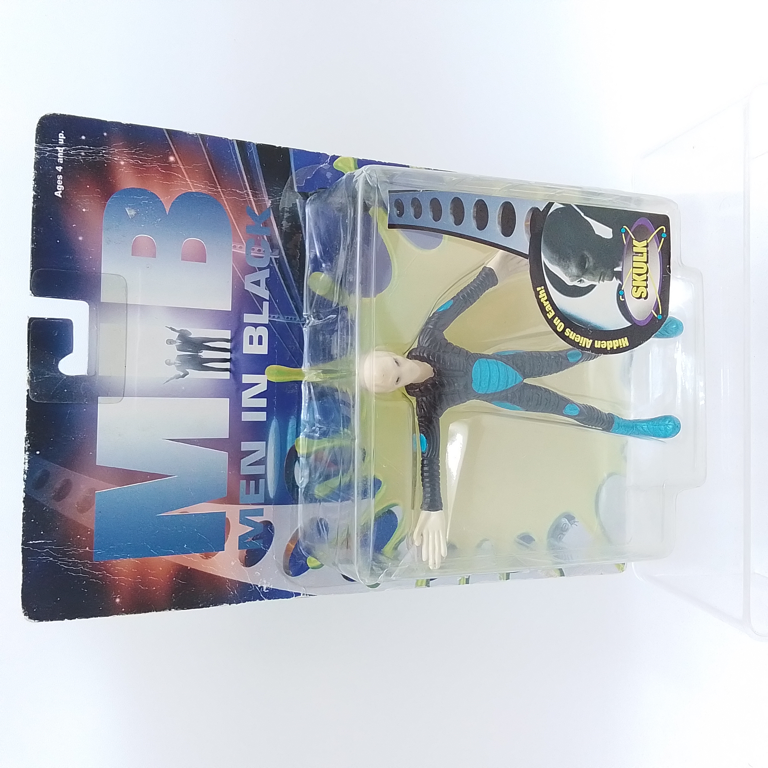 GALOOB MEN IN BLACK SKULK
