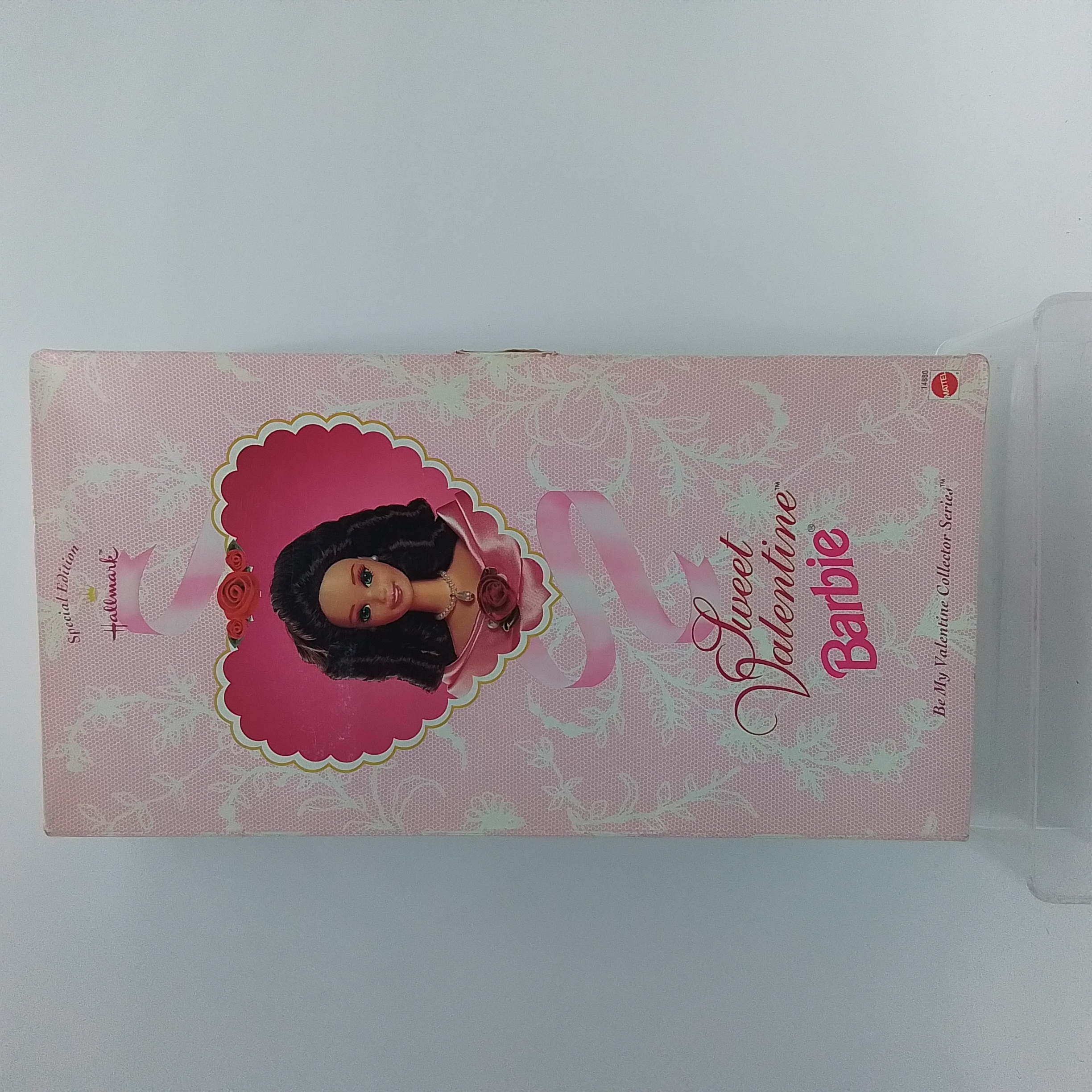 MATTEL HALLMARK SWEET VALENTINE BARBIE 