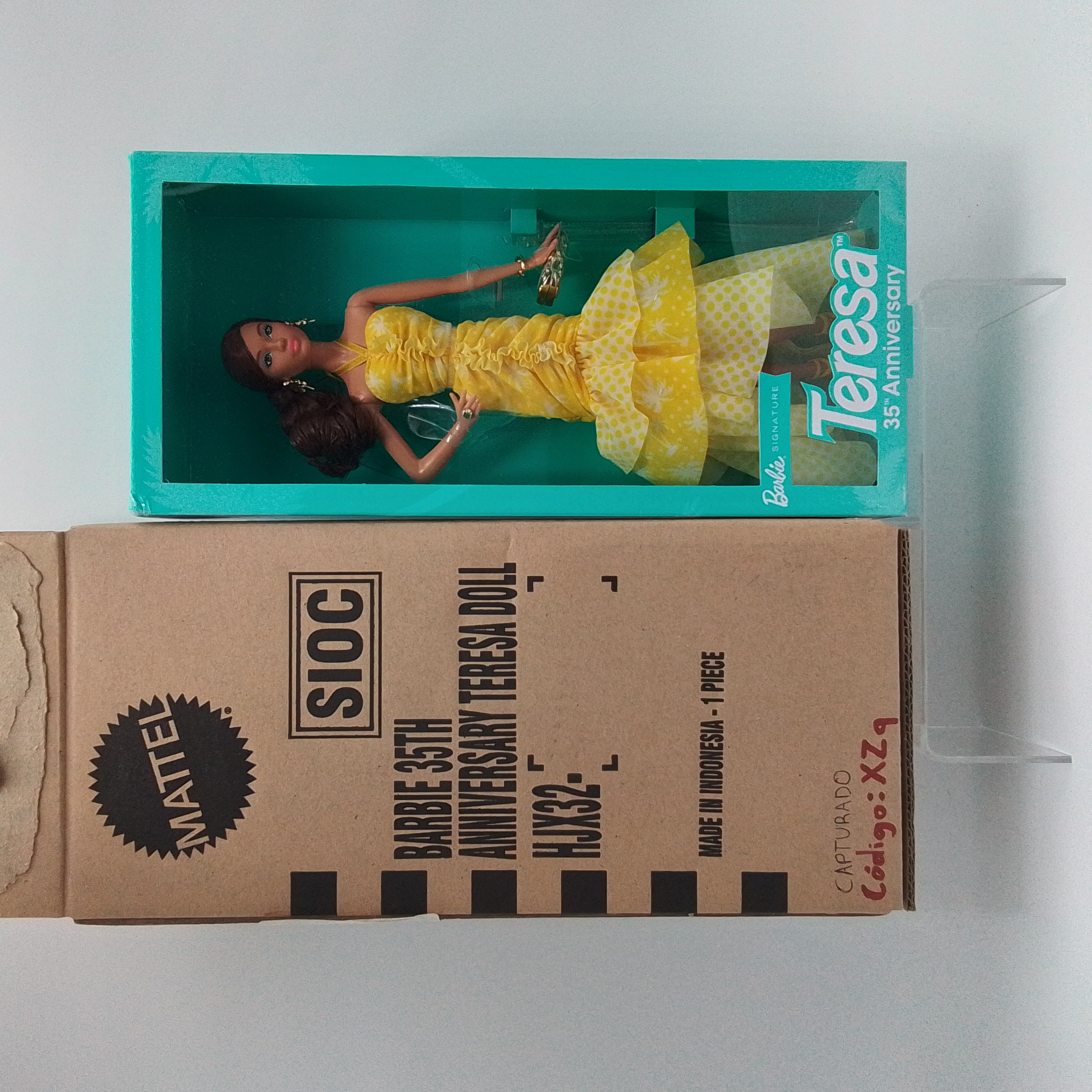 MATTEL BARBIE SIGNATURE TERESA 35TH ANNIVERSARY 