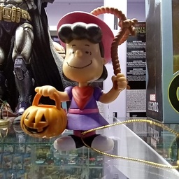 LUCY SNOOPY