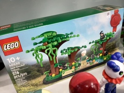 LEGO JANE GOODALL TRIBUTE